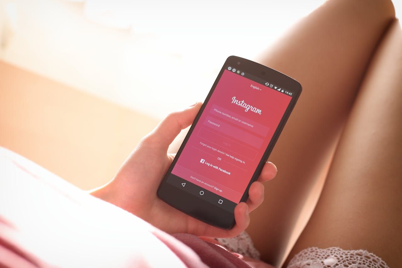 come uscire da un account instagram